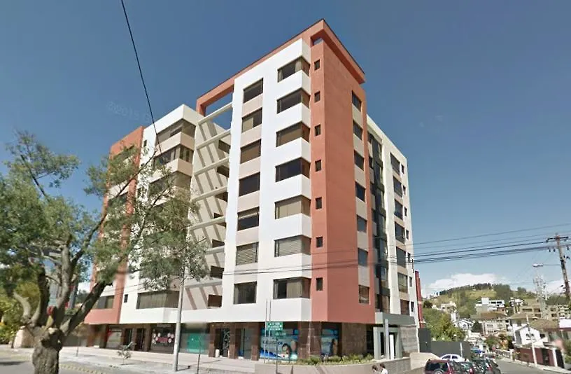 Suite For Savvy Travellers In Bohemian La Floresta Quito Apartment