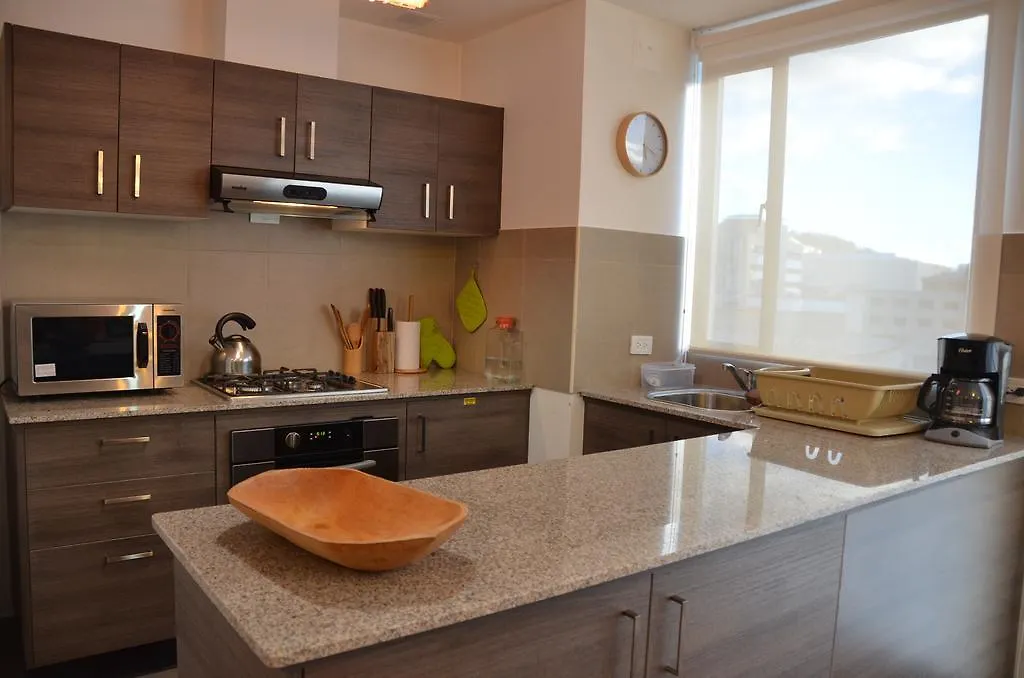 Apartment Suite For Savvy Travellers In Bohemian La Floresta Quito