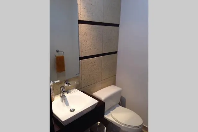 Suite For Savvy Travellers In Bohemian La Floresta Quito 0*,