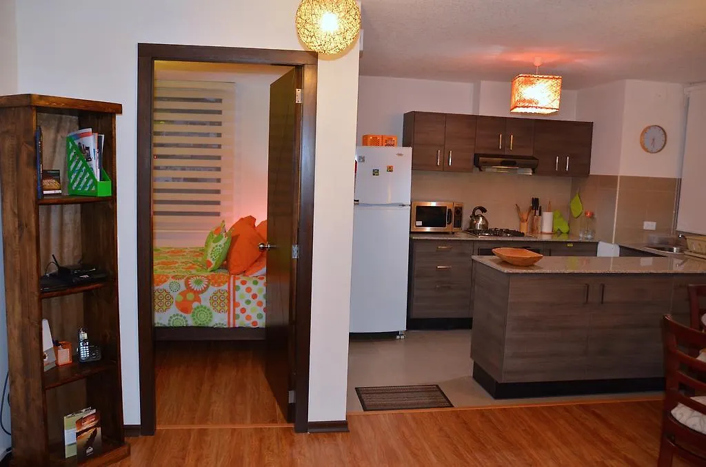 Suite For Savvy Travellers In Bohemian La Floresta Quito